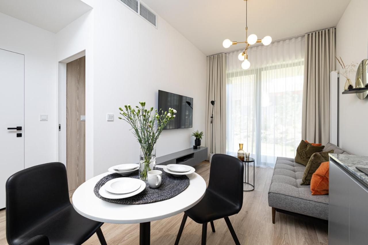 2homerent Shellter 117m Apartment